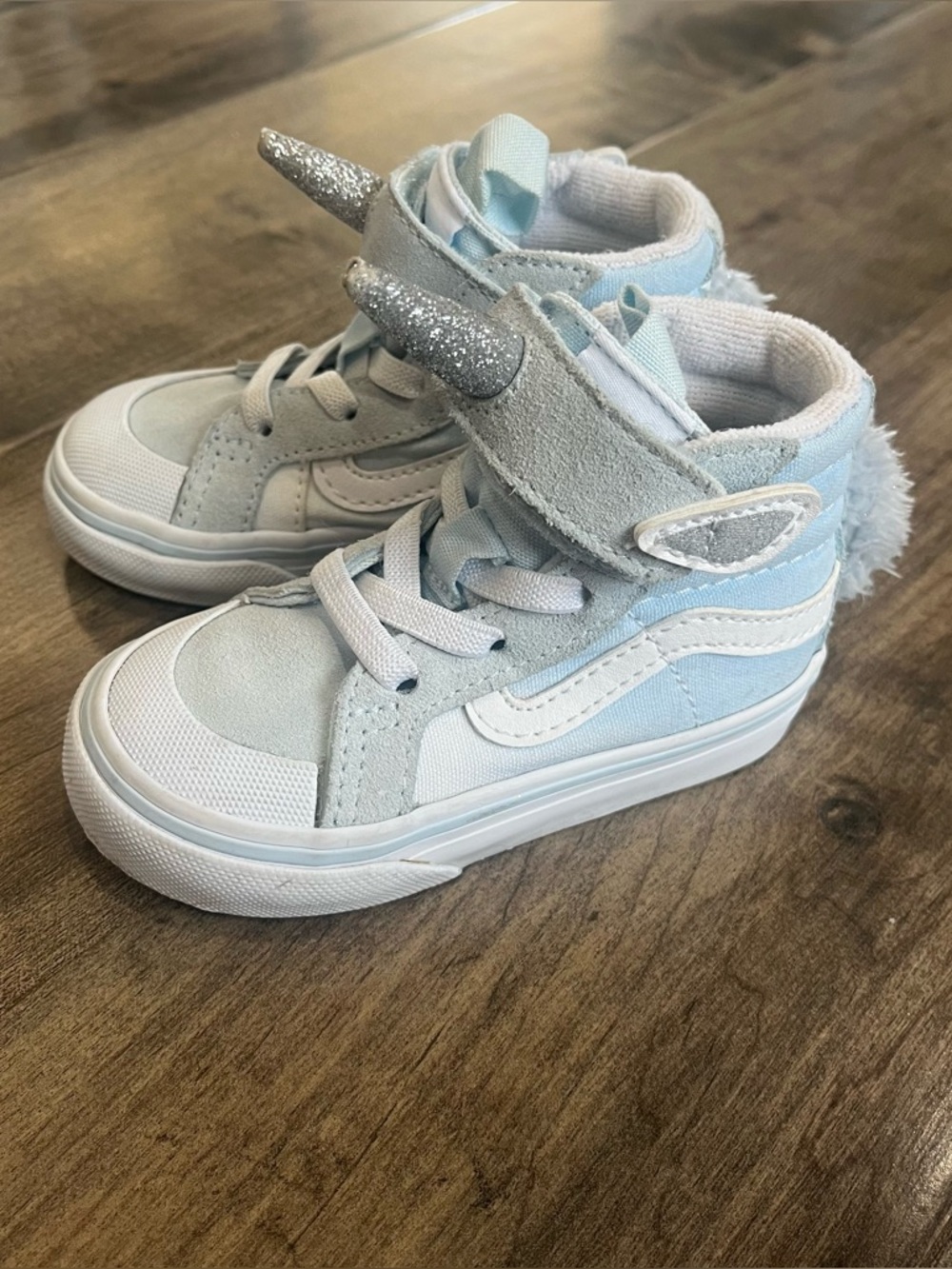 Vans Unicorn baby Toddler Blue & White Shoes Size 5